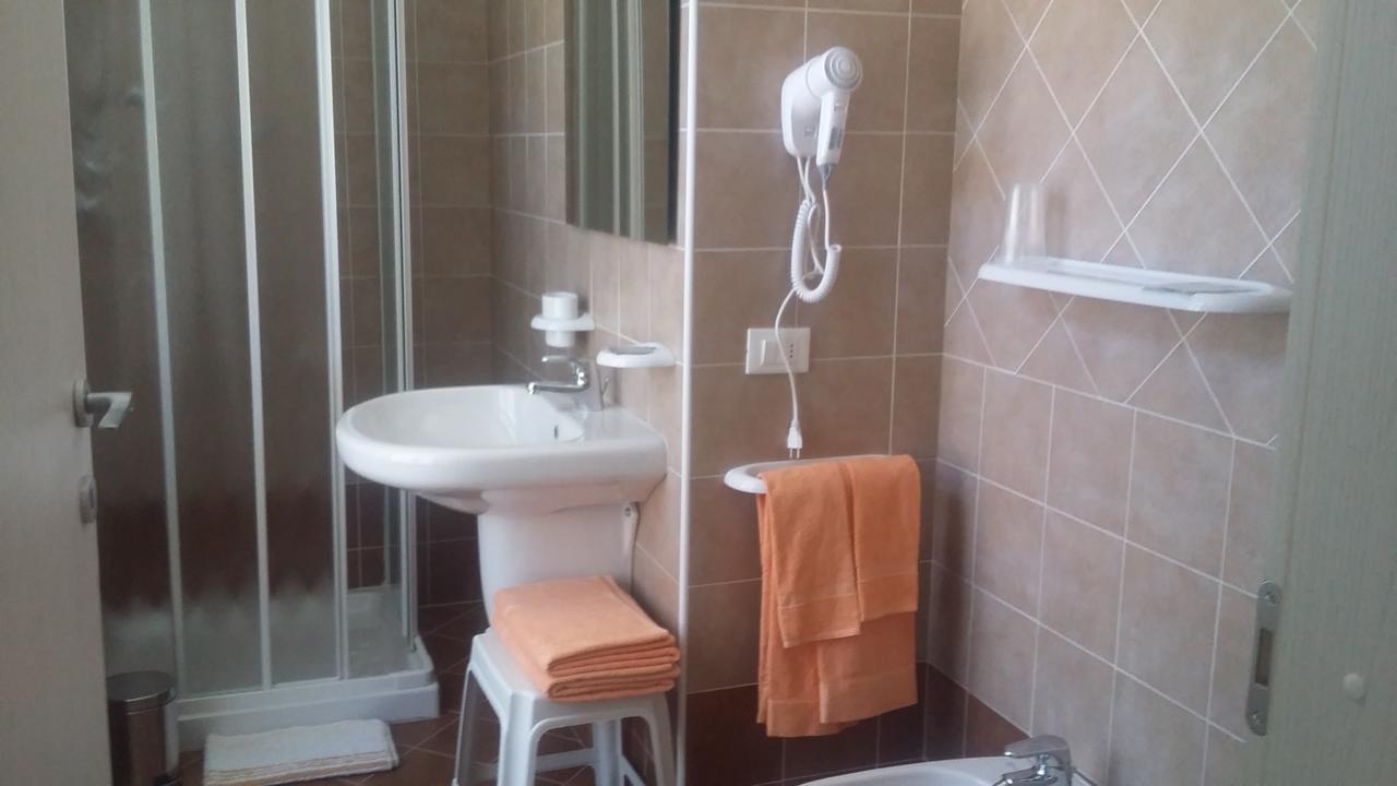 La Vecchia Scuola Bed & Breakfast Villa d'Allegno Екстериор снимка